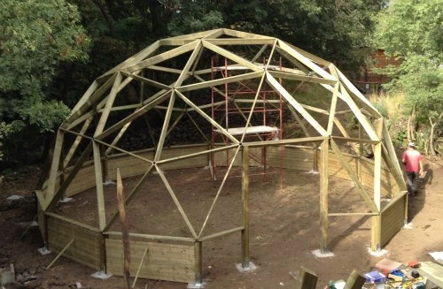 Cupola geodetica prefabbricata gazebo in legno - Giardino e Fai da