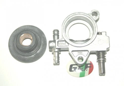 POMPA OLIO MOTOSEGA ZENOAH G2500 - G250 Z848CA00640